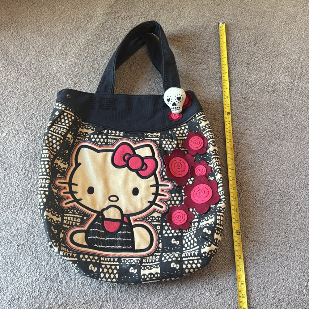 Hello Kitty Black and Red Tote - Picture 2 of 7